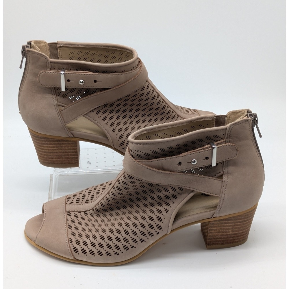 Earth Women's 8.5M Taupe Peep Toe Ankle Booties Perforated Block Heel Zip